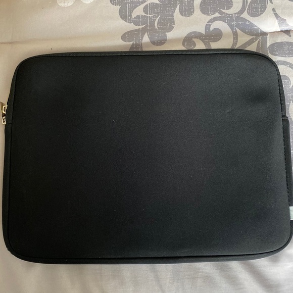 13” MacBook laptop case - Picture 3 of 3